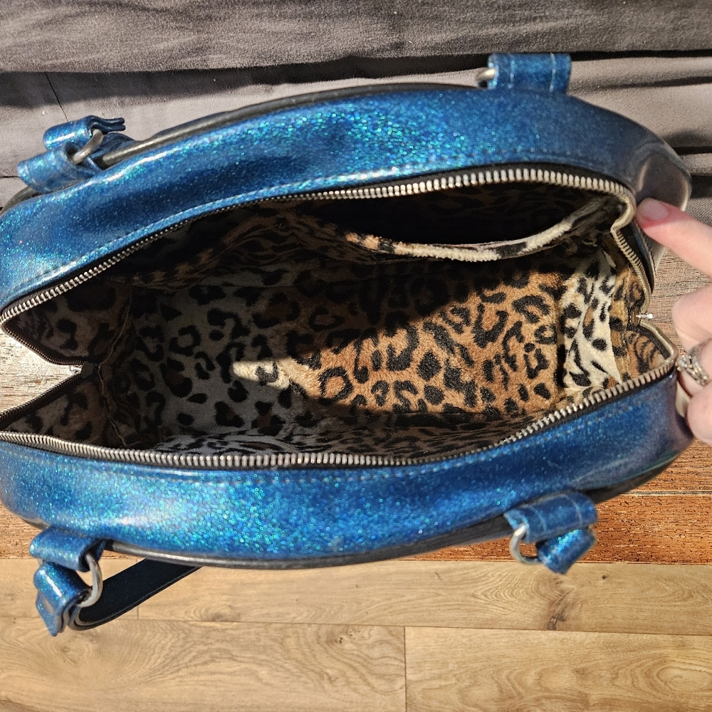 Trophy Queen purse - Picture 4 of 7